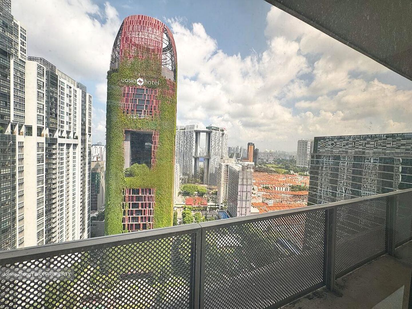 International Plaza (D2), Office #469178781